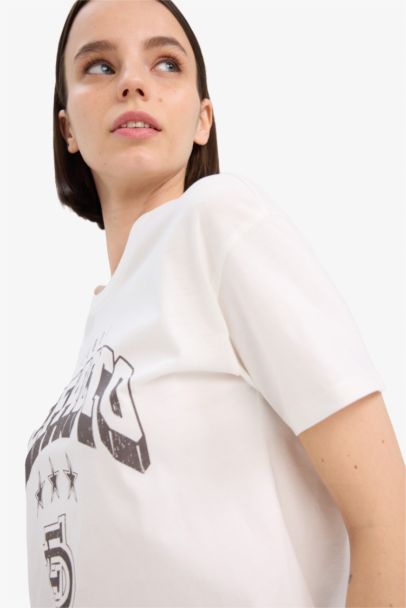 Regular Fit Crew Neck Printed Short Sleeve T-Shirt