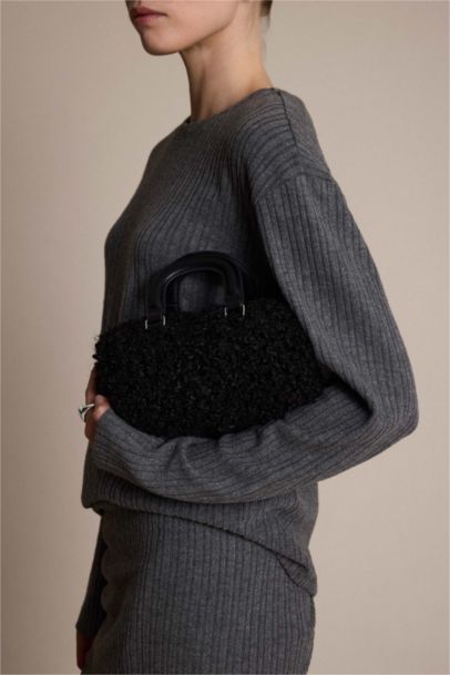 Kadın Pelüş Çapraz Çanta