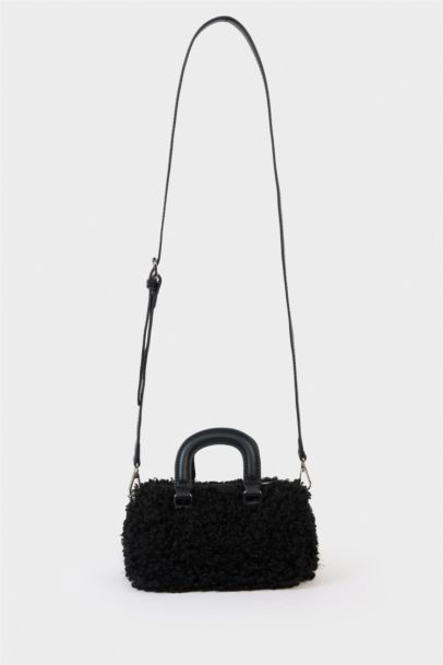 Kadın Pelüş Çapraz Çanta