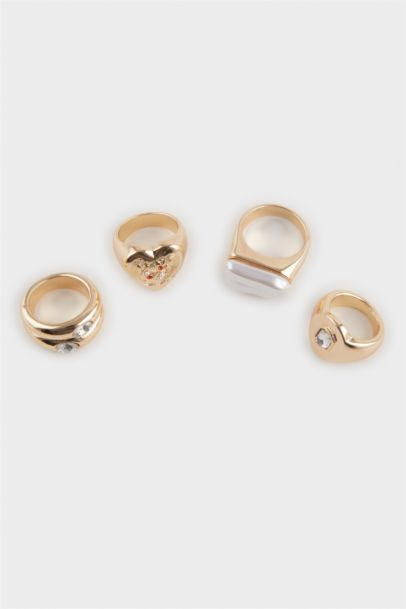 Woman 4 Piece Thick Gold Ring