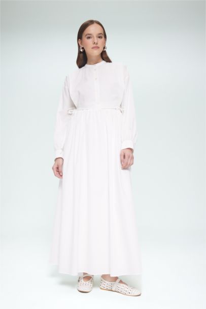 Relax Fit Crew Neck Belted Poplin Long Sleeve Maxi Dress