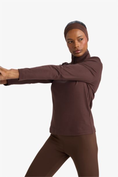 Standard Fit Stand Collar Sports Sweatshirt