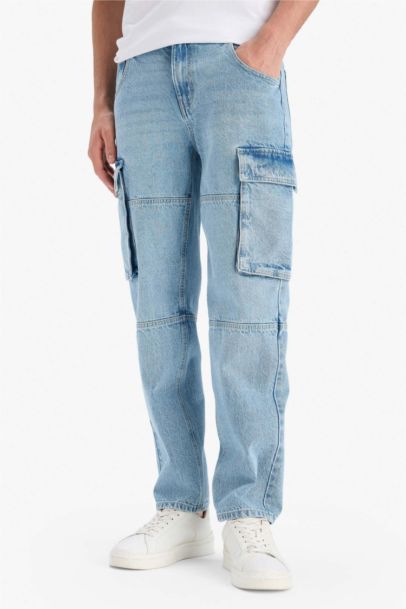 Джинсы комфортной посадки с прямыми штанинами