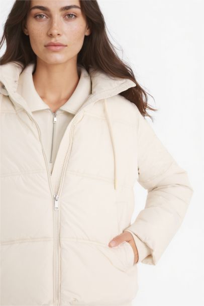 Regular Fit Kapüşonlu Fermuarlı Şişme Mont