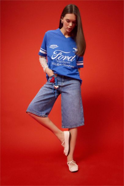 Ford Motor Company Oversize Geniş Kalıp V Yaka Baskılı Kısa Kollu Tişört