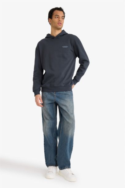 سويت شيرت اوفر سايز بغطاء للرأس بجيب