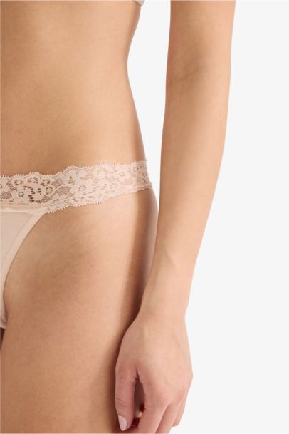 Fall in Love Lace Detailed 3 Piece Panties