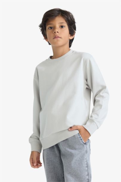 سويت شيرت ولادي بيزك سادة قصة عادية بياخة مستديرة