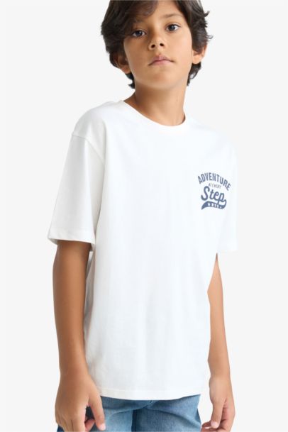 Boy Regular Fit Crew Neck Printed T-Shirt