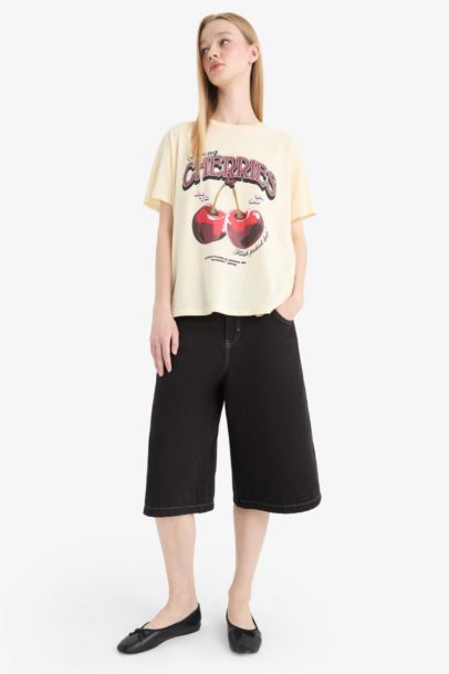 Oversize Fit Crew Neck Cherry Printed T-Shirt