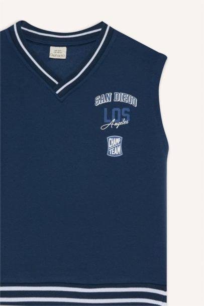 Boy Oversize Fit Printed Vest