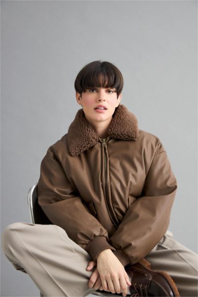 Regular Fıt Polo Yaka Suni Deri Mont