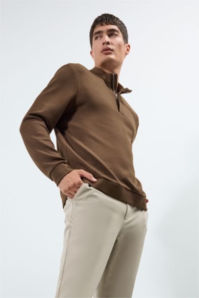 Regular Fit Long Sleeve Zippered High Neck Sweatshirt