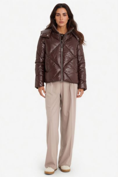 قمصلة نفخ قصة عادية بغطاء للرأس مقاوم للماء