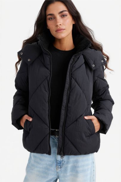 قمصلة نفخ مقاوم للماء قصة عادية مبطن بفرو إصطناعي