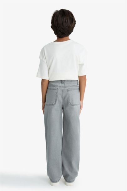 بنطلون جينز اولادي وايد ليج برجل عادية