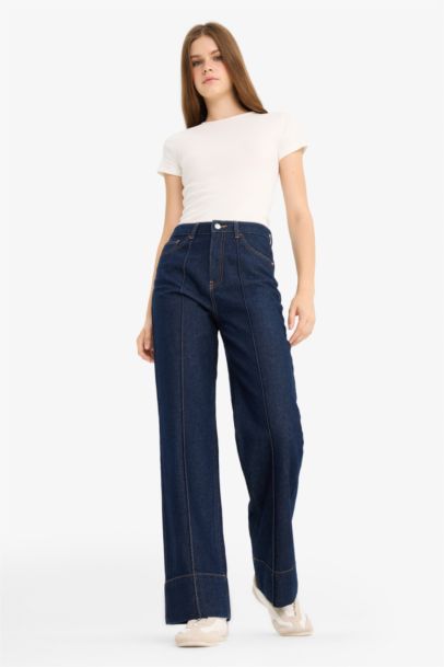 بنطلون جينز وايد ليج برجل واسع وخصر عالي