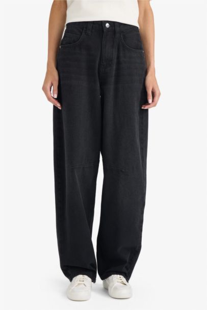 Baggy Fıt Yüksek Bel Düz Paça Uzun Jean Pantolon