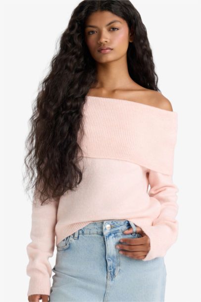 Pull en maille à épaules dénudées Coupe régulière