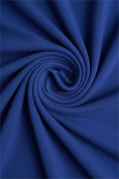 بلوفر تريكو قصة عادية برقبة مستديرة