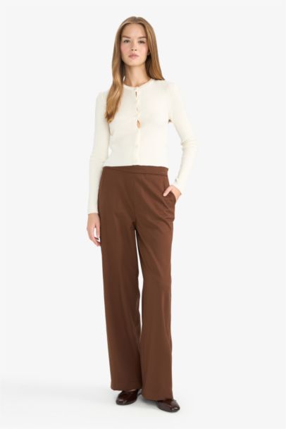 بنطلون وايد ليج برجل واسع