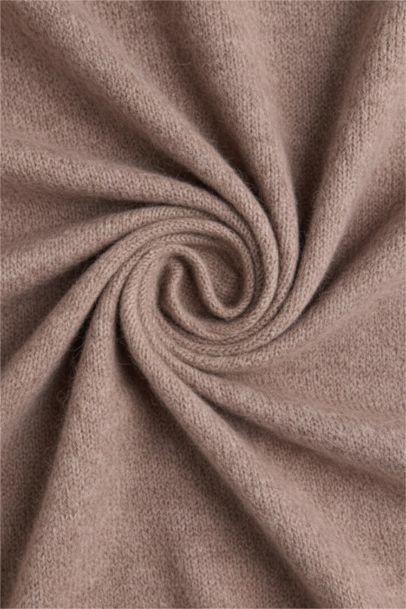 بلوز صوف تريكو اوفر سايز بياخة عالية من مزيج الصوف