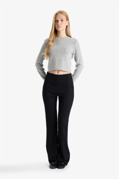 Pantalon patte d'éléphant noir basique Coupe évasée