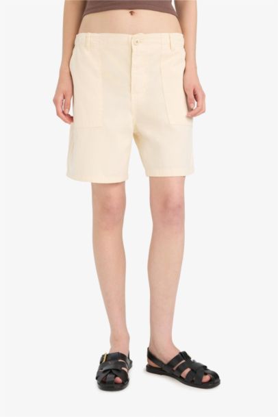 Gabardine Normal Waist Short Leg Shorts