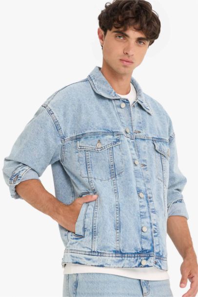 Джинсовая куртка свободного кроя oversize