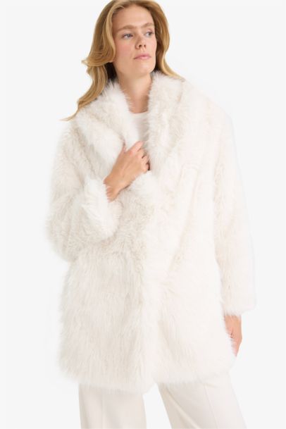 Regular Fit Zippered Faux Fur Jacket