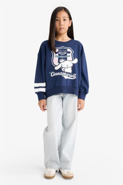 Girl Hello Kitty Oversize Fit Crew Neck Sweatshirt