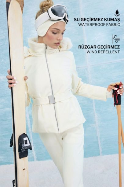 Su İtici Slim Fit Dar Kesim Kemerli Kapüşonlu Softshell Kayak Montu