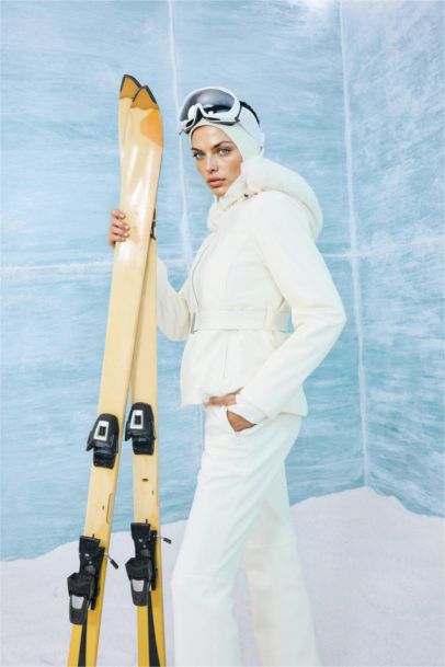 Su İtici Slim Fit Dar Kesim Kemerli Kapüşonlu Softshell Kayak Montu