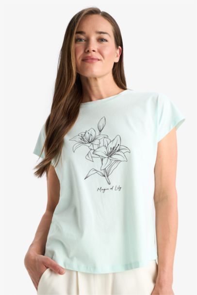 Regular Fit Crew Neck Floral T-Shirt