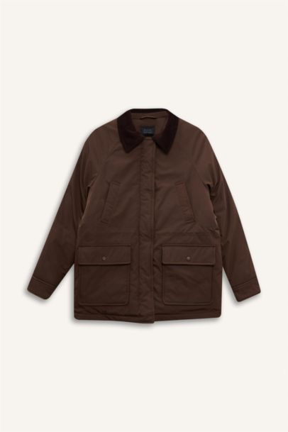 جاكيت طويل قصة عادية بياقة بولو