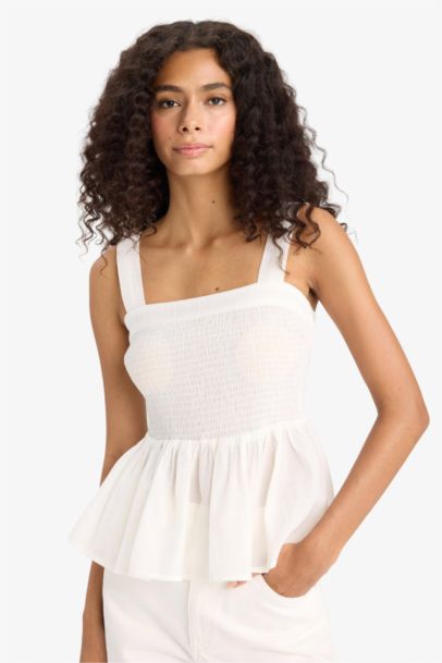 Kare Yaka Krinkıl Gipeli Viskon Kalın Askılı Bluz 