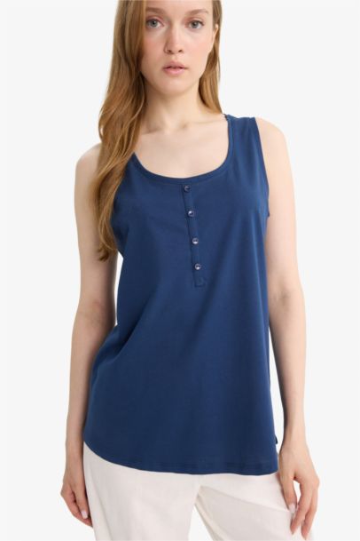 بلوزة كت قصة عادية بياخة مستديرة