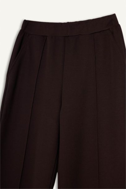 بنطلون برجل واسع وايد ليج