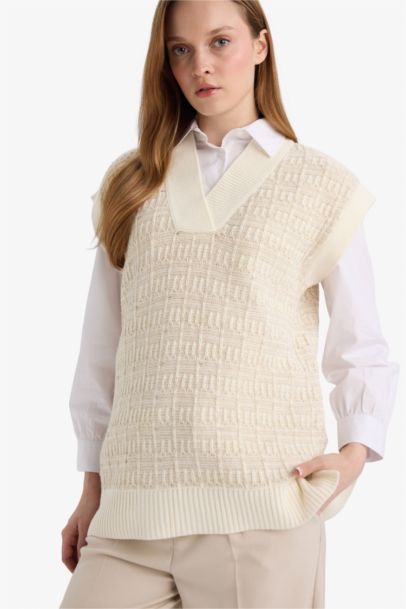 Loose Fit V-Neck Knitwear Vest