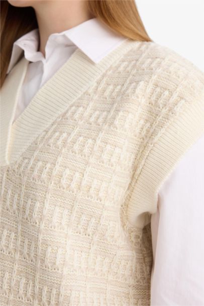 Loose Fit V-Neck Knitwear Vest