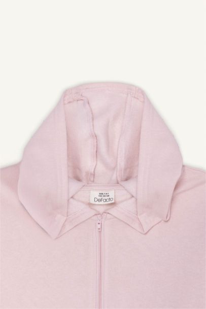 كارديجان بناتي تقيل قصة عادية بكابيشون