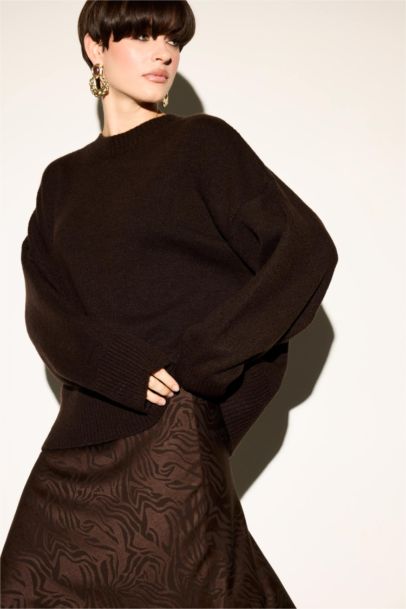 Oversize Fit Crew Neck Knit Pullover