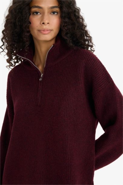 بلوز تريكو قصة مريحة وياخة عالية بسحاب