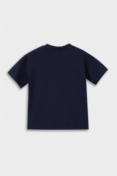 تيشيرت اولادي نص كم بطبعة شعار قصة عادية