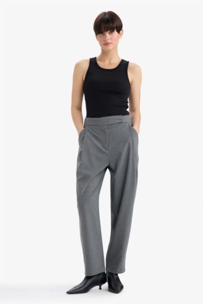 Slim Fit Camisole Halter Collar Tank Top