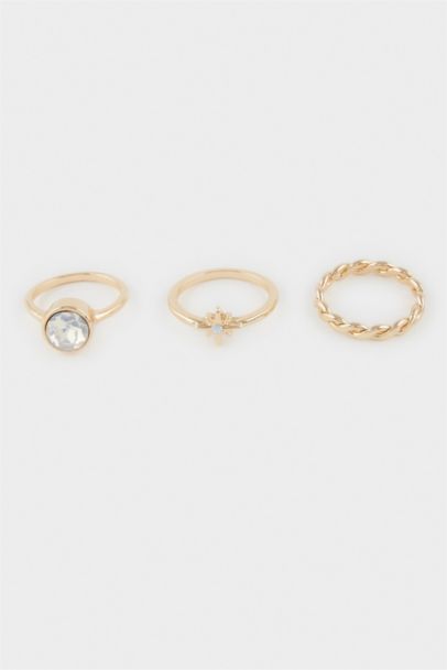 Woman 3 Piece Gold Ring