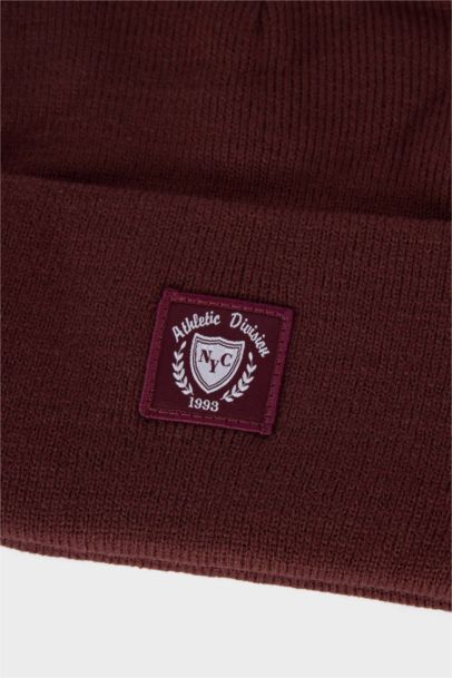 Man Woven Labeled Knit Beanie