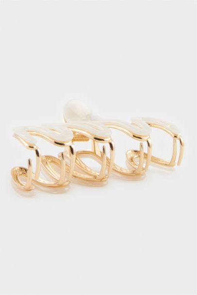 Woman Pearl-Patterned Gold Peg Clasp