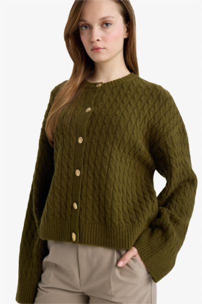 Relaxed Fit Round Neck Knit Cardigan