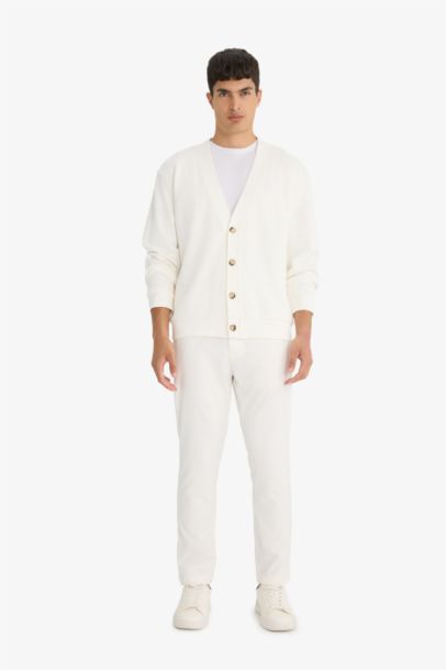 جاكيت تريكو بياخة V وأزرار